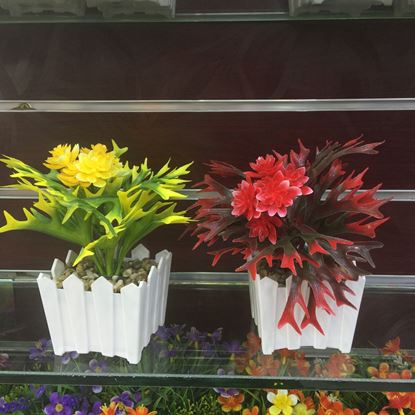 Picture of Plastic Artificial Flower Vase for Home Décor